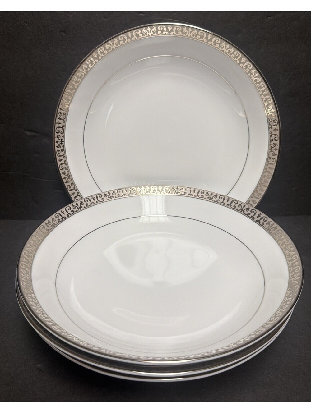 Retired Royal Gallery Platinum Buffet 8 7/8” Soup Bowl Silver Gray Rim Large